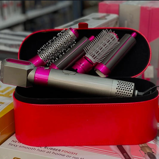 “Brosse Coiffante 5 en 1 – L’outil parfait pour un styling professionnel